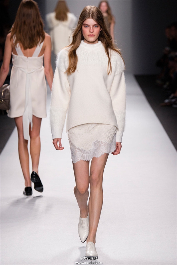 Vanessa Bruno巴黎時(shí)裝周2014秋冬新品發(fā)布