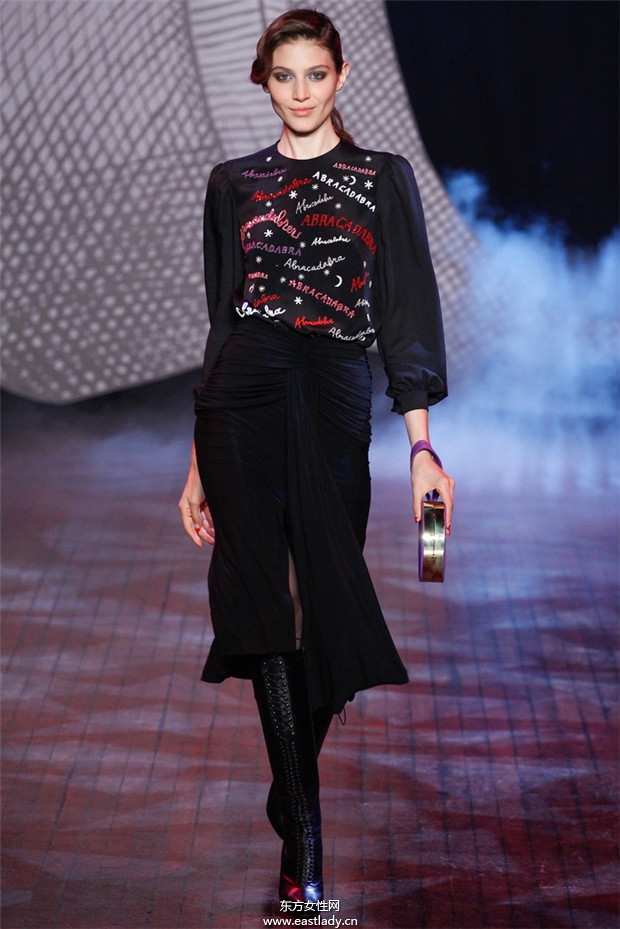 Olympia Le-Tan巴黎時(shí)裝周2014秋冬新品發(fā)布