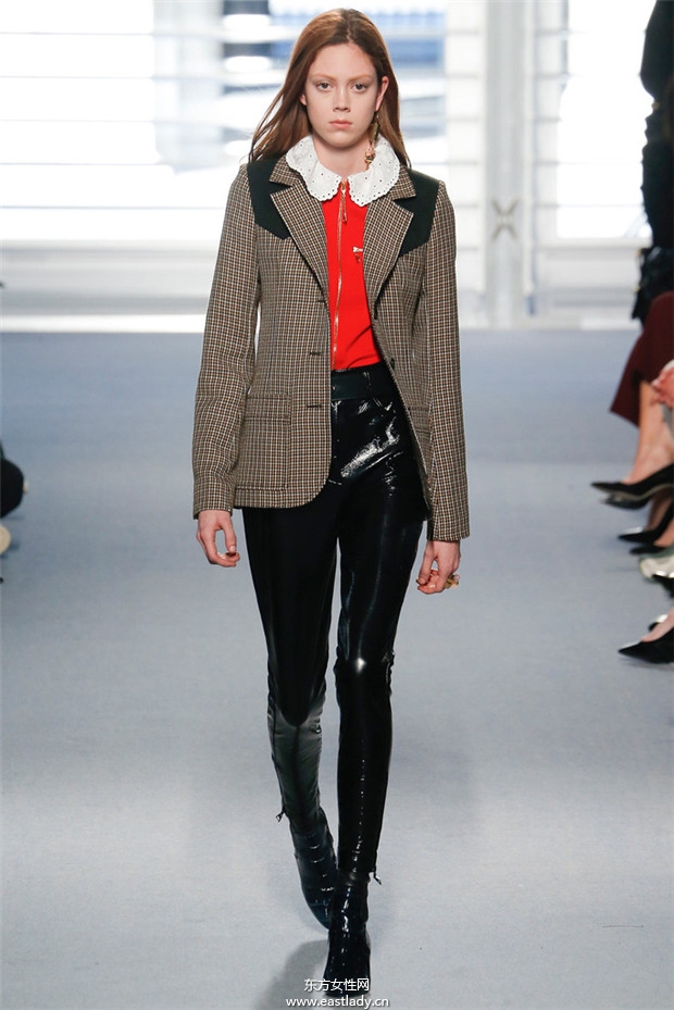 Louis Vuitton巴黎時(shí)裝周2014秋冬新品發(fā)布