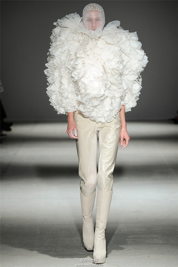 Gareth Pugh巴黎時裝周2014秋冬新品發(fā)布