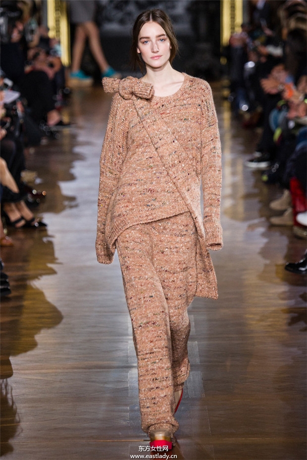 Stella McCartney巴黎時(shí)裝周2014秋冬新品發(fā)布