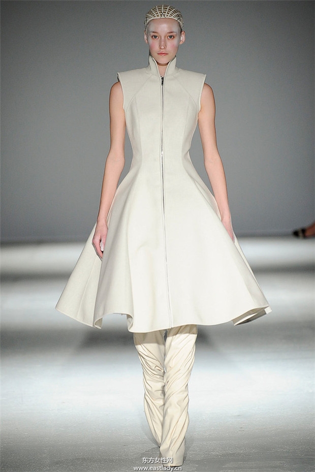 Gareth Pugh巴黎時裝周2014秋冬新品發(fā)布