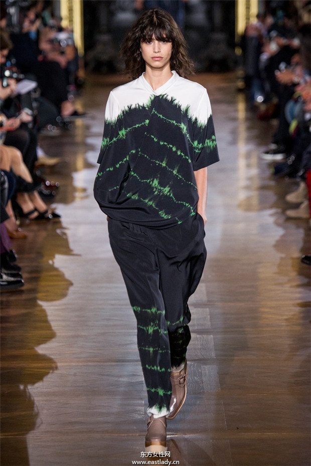 Stella McCartney巴黎時(shí)裝周2014秋冬新品發(fā)布