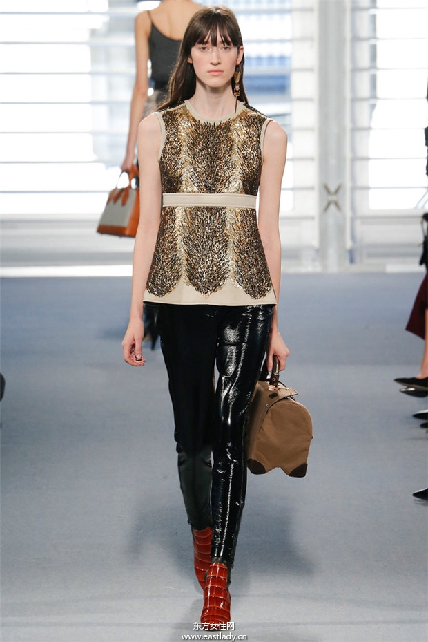 Louis Vuitton巴黎時(shí)裝周2014秋冬新品發(fā)布