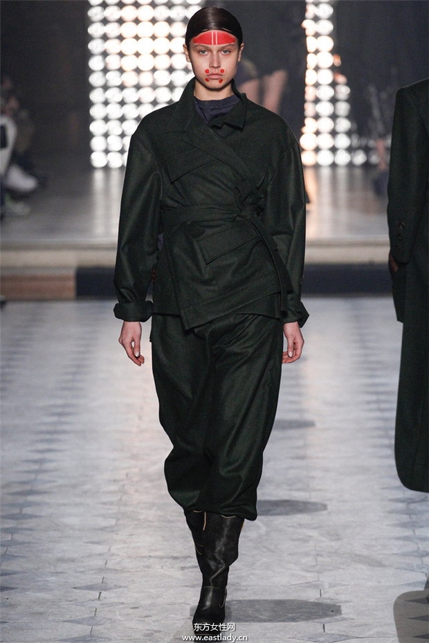 Vivienne Westwood巴黎時裝周2014秋冬新品發(fā)布