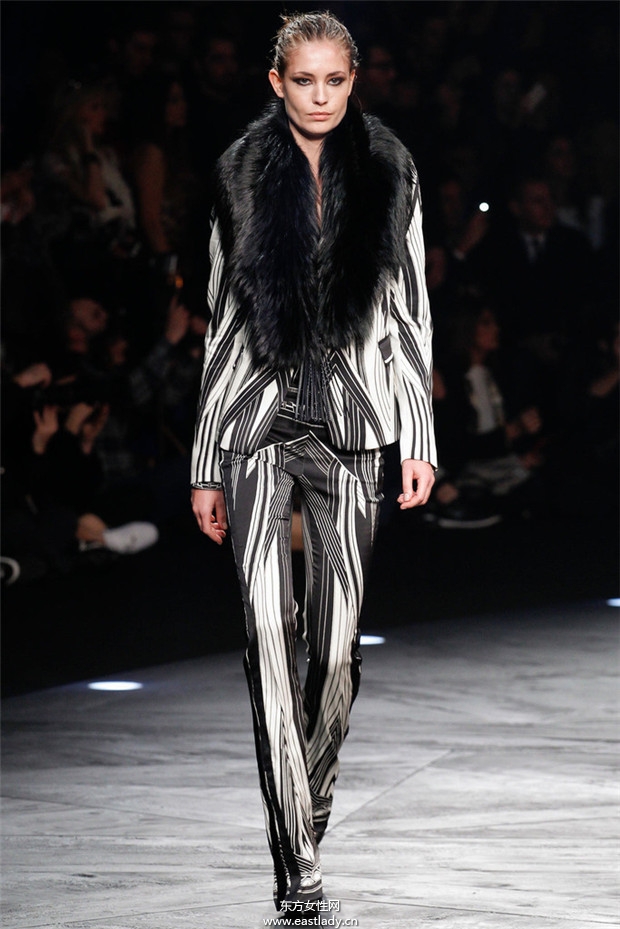 Roberto Cavalli米蘭時裝周2014秋冬新品發(fā)布