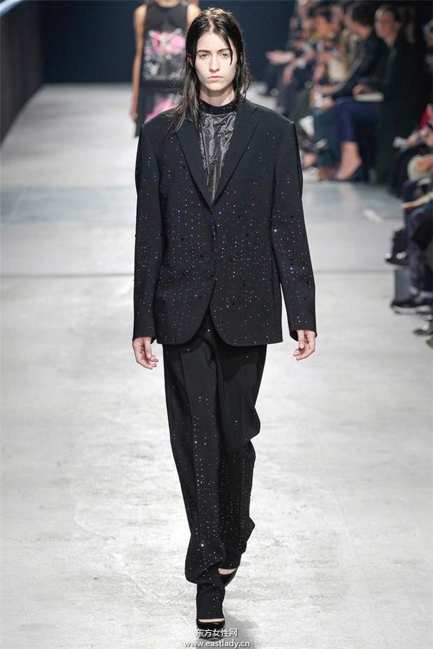 Christopher Kane倫敦時(shí)裝周2014秋冬新品發(fā)布