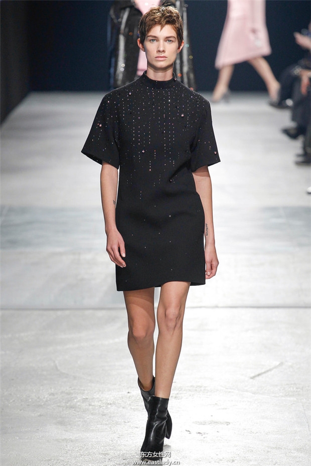 Christopher Kane倫敦時(shí)裝周2014秋冬新品發(fā)布