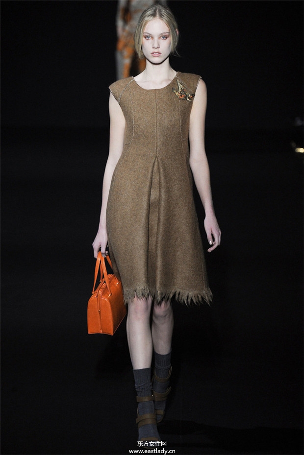 Alberta Ferretti米蘭時裝周2014秋冬新品發(fā)布