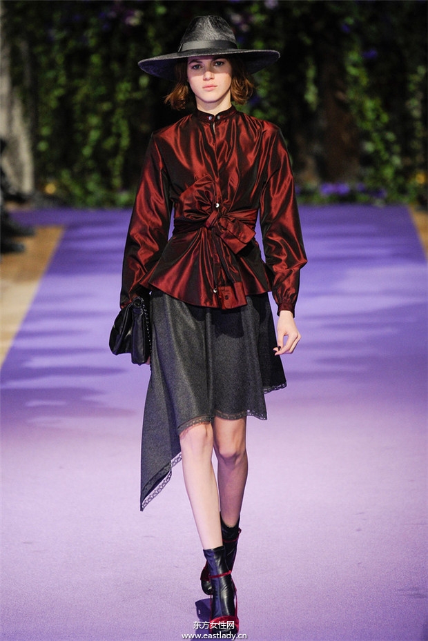 Alexis Mabille巴黎時(shí)裝周2014秋冬新品發(fā)布