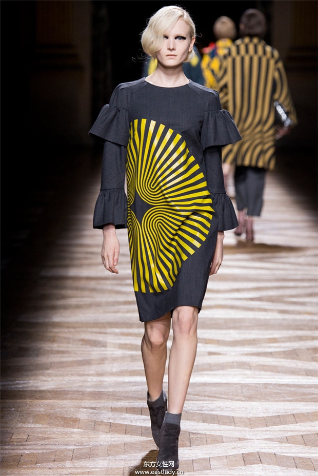 Dries Van Noten巴黎時(shí)裝周2014秋冬新品發(fā)布