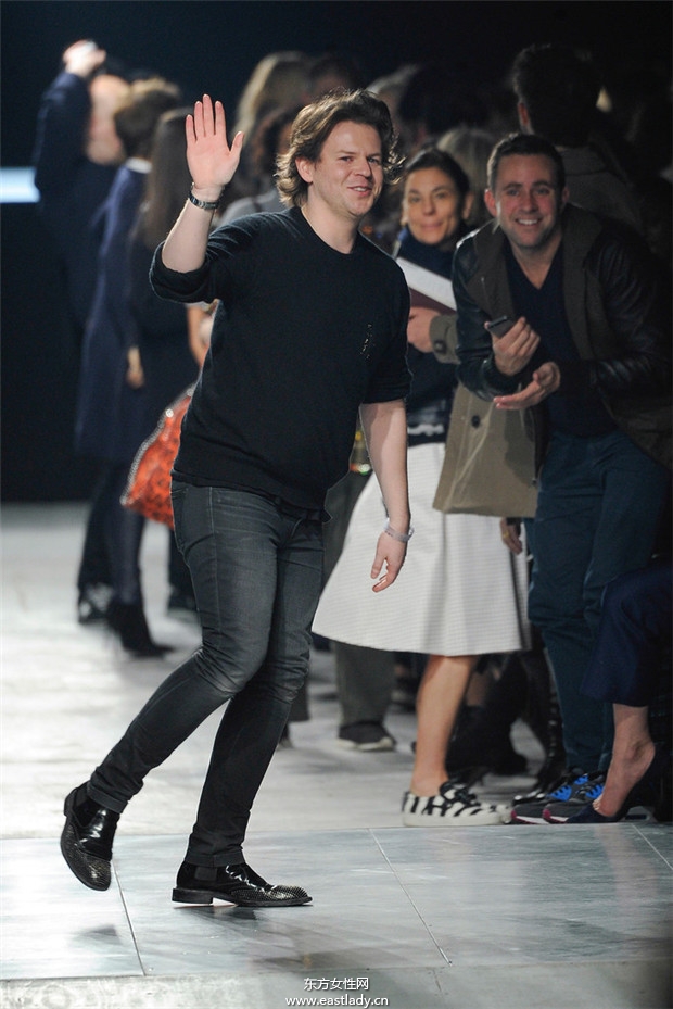 Christopher Kane倫敦時(shí)裝周2014秋冬新品發(fā)布