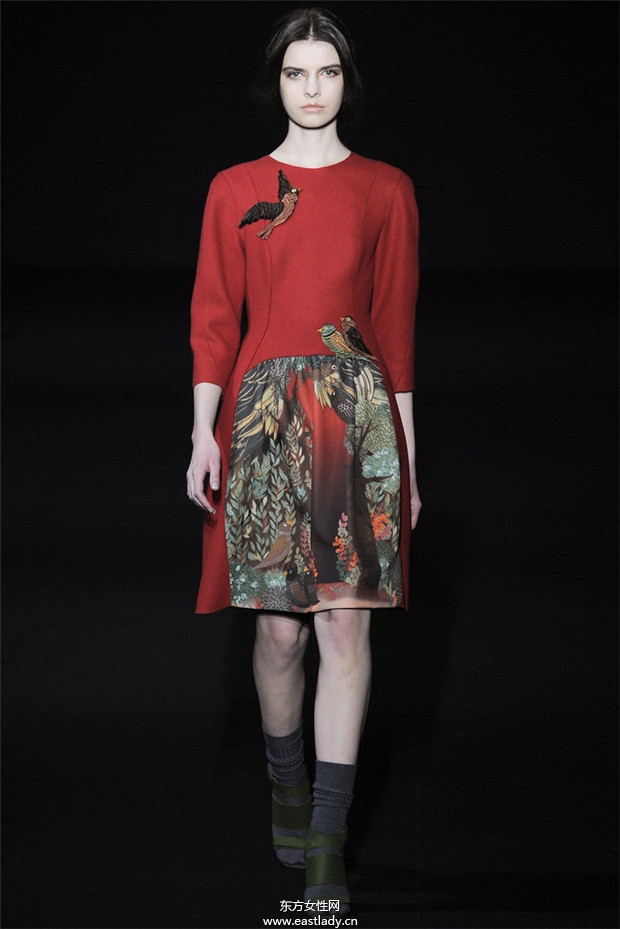 Alberta Ferretti米蘭時裝周2014秋冬新品發(fā)布