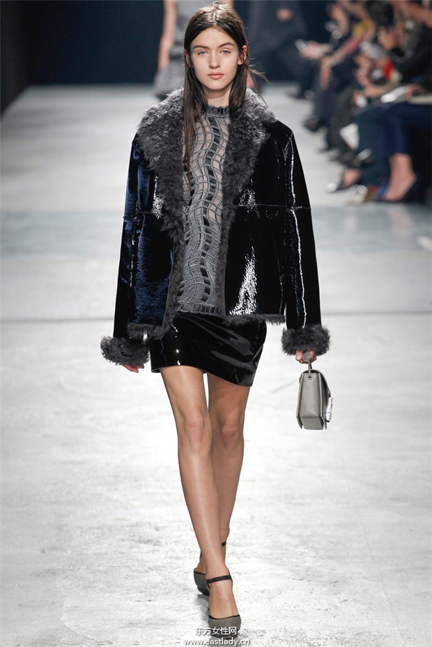 Christopher Kane倫敦時(shí)裝周2014秋冬新品發(fā)布