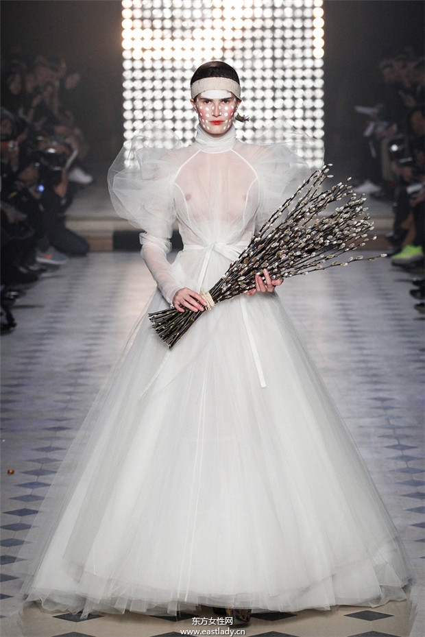Vivienne Westwood巴黎時裝周2014秋冬新品發(fā)布