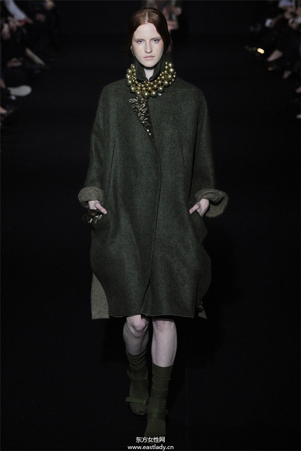 Alberta Ferretti米蘭時裝周2014秋冬新品發(fā)布