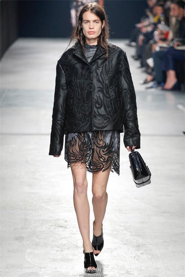 Christopher Kane倫敦時(shí)裝周2014秋冬新品發(fā)布