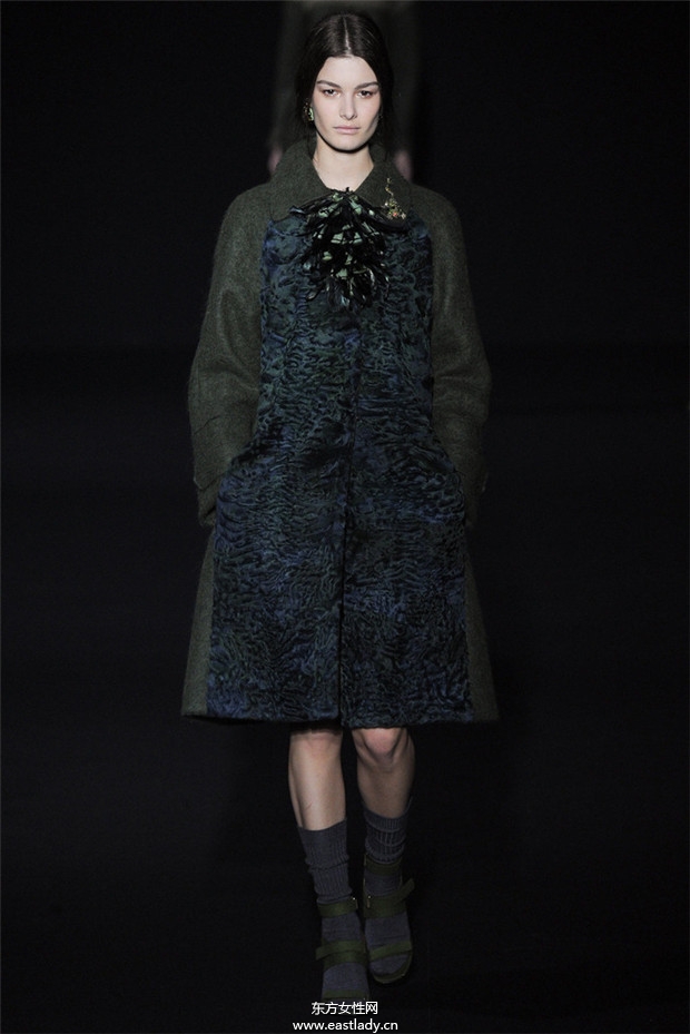 Alberta Ferretti米蘭時裝周2014秋冬新品發(fā)布