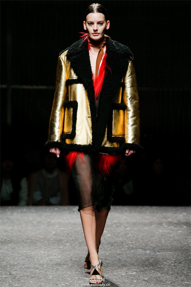 Prada米蘭時(shí)裝周2014秋冬新品發(fā)布