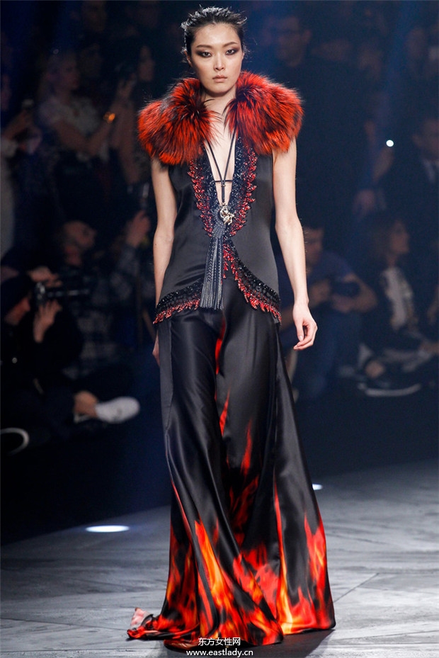 Roberto Cavalli米蘭時裝周2014秋冬新品發(fā)布