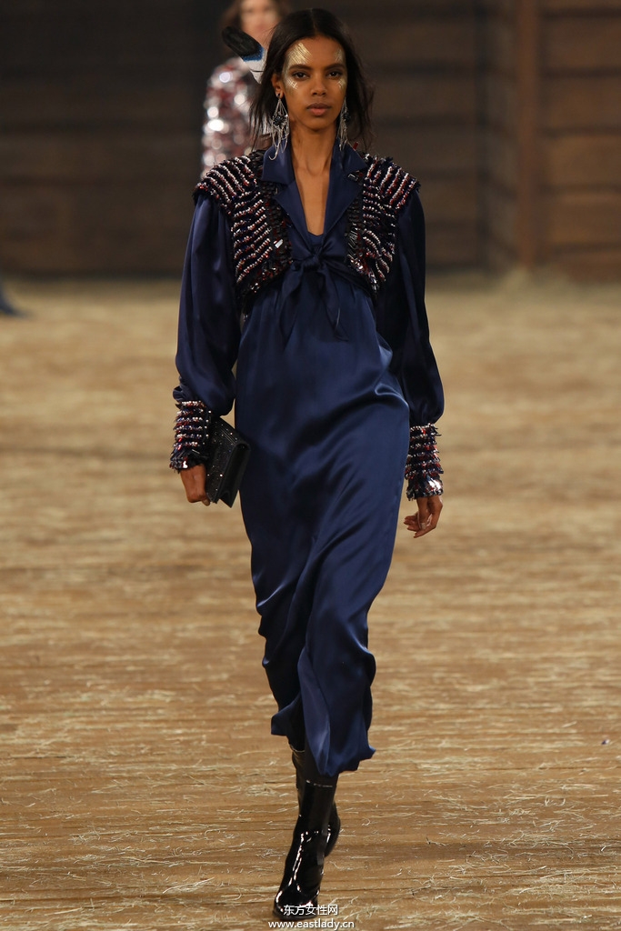 Chanel(香奈兒)2014早秋女裝流行服飾時尚大片