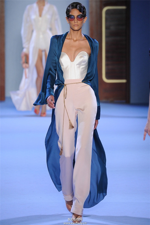 Ulyana Sergeenko 2014春夏巴黎高級(jí)定制系列時(shí)裝秀