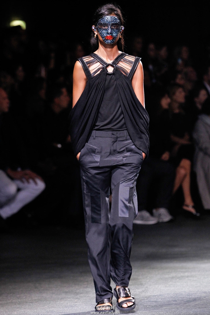 Givenchy（紀(jì)梵希）2014春夏流行服飾時(shí)尚大片