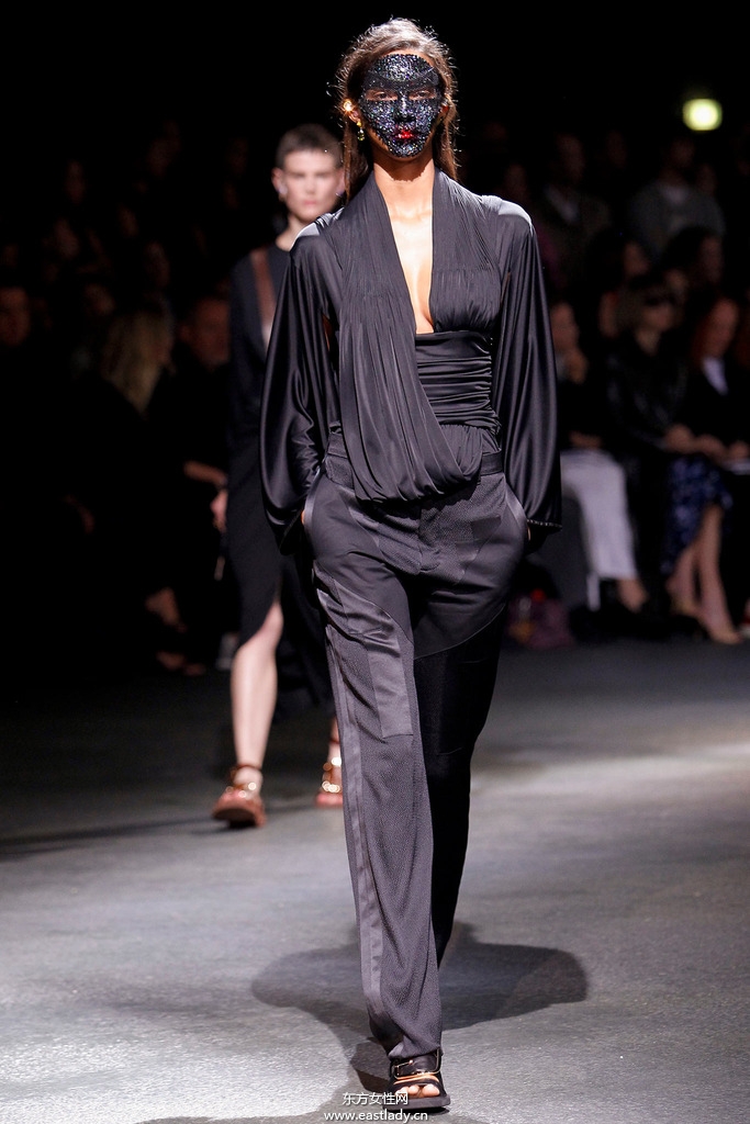 Givenchy（紀(jì)梵希）2014春夏流行服飾時(shí)尚大片