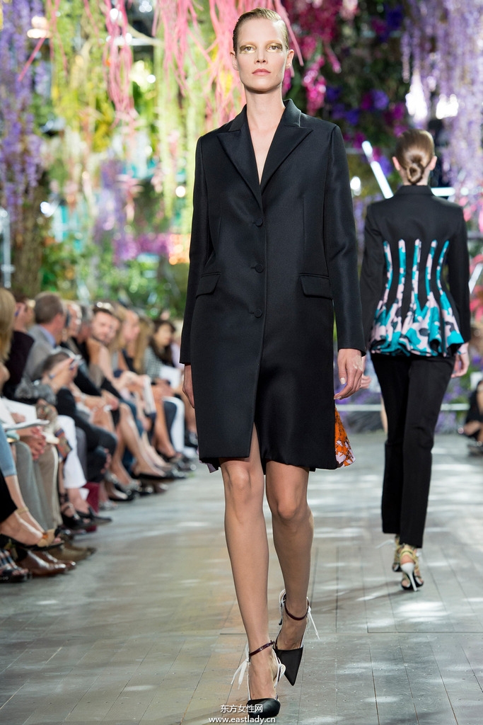 Christina Dior（克里斯汀·迪奧）2014春夏流行服飾時(shí)尚大片