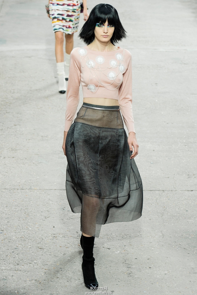 Chanel（香奈兒）巴黎2014春夏流行服飾時尚大片