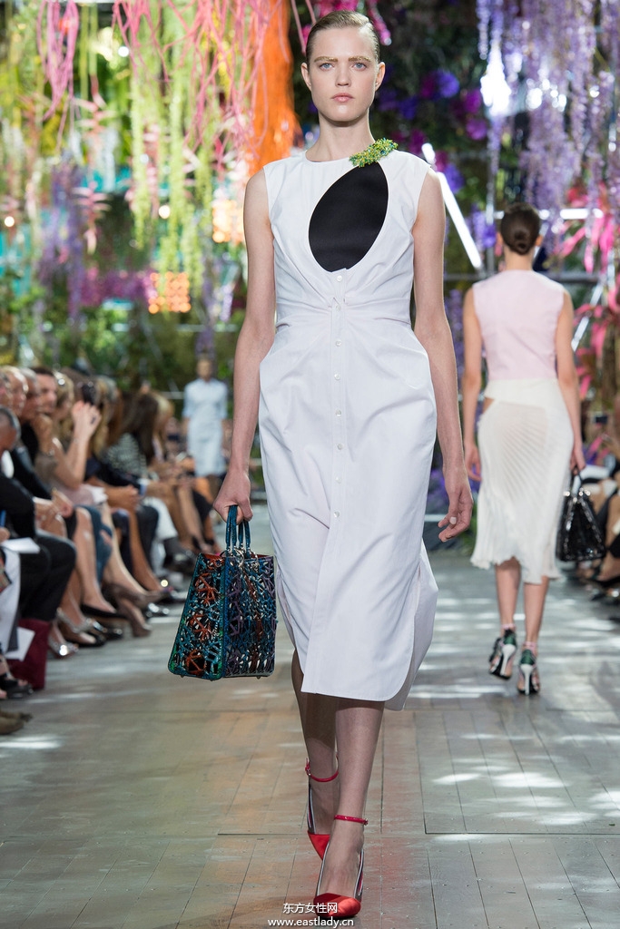 Christina Dior（克里斯汀·迪奧）2014春夏流行服飾時(shí)尚大片