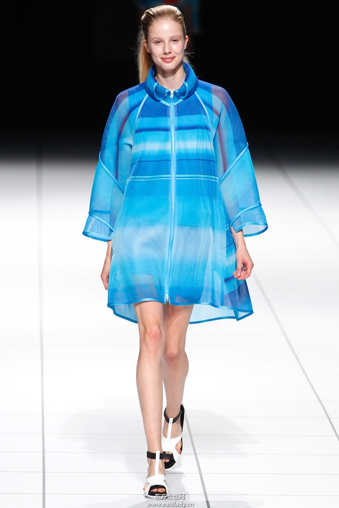 Issey Miyake(三宅一生)2014春夏流行服飾時尚大片