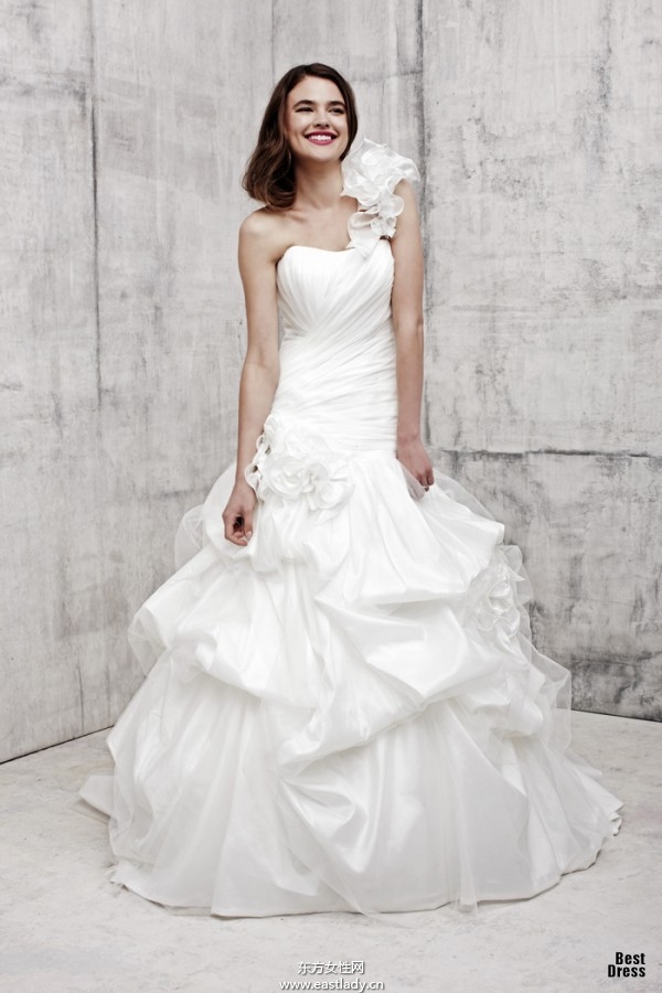 Benjamin Roberts 2013婚紗禮服系列