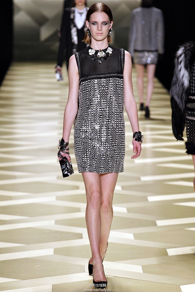Roberto Cavalli 2013秋冬流行服飾時(shí)尚大片