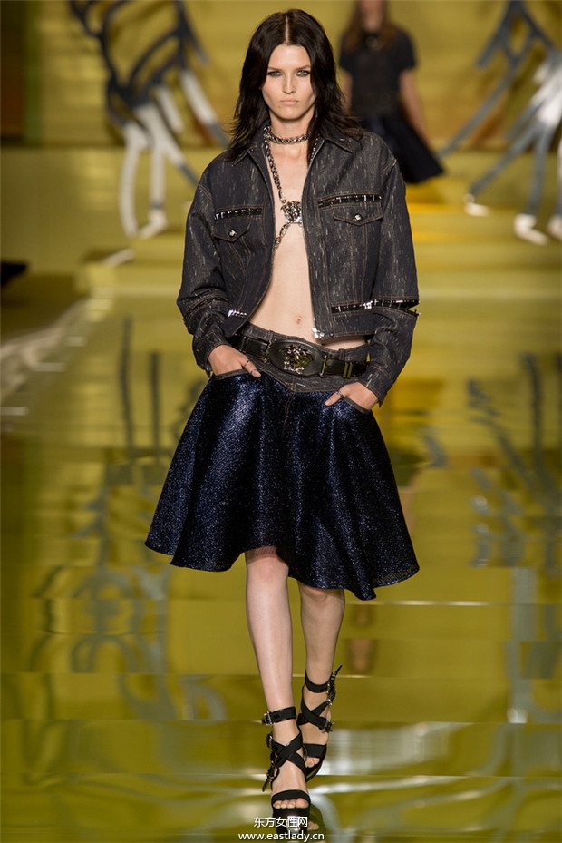 Versace（范思哲）2014春夏米蘭時(shí)裝周服裝秀