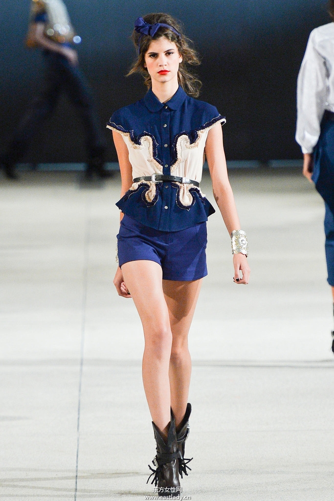 Alexis Mabille 巴黎時(shí)裝周2014春夏流行服飾時(shí)尚大片