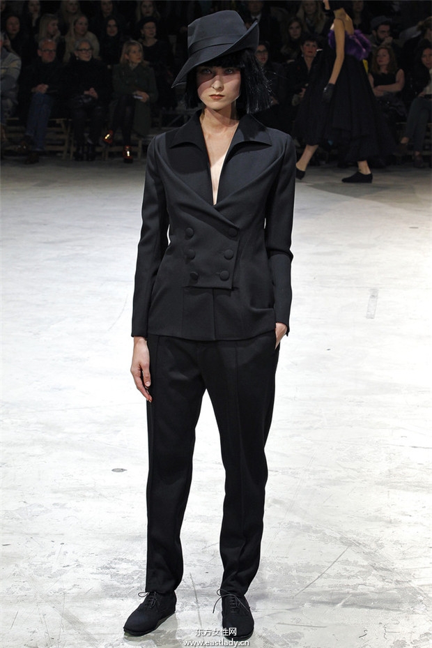 Yohji Yamamoto 2013秋冬流行服飾時(shí)尚大片