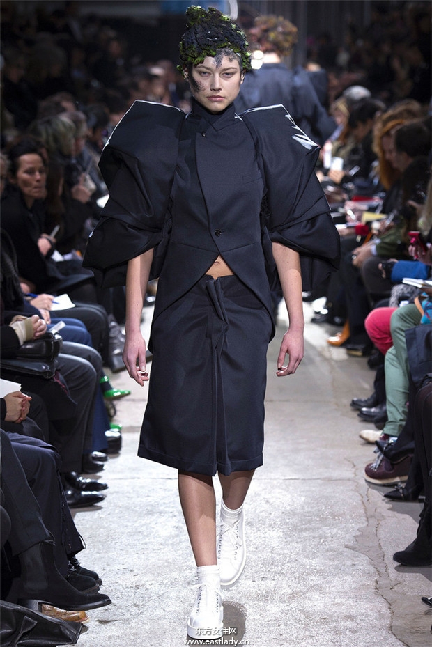 Comme des Garcons 2013秋冬流行服飾時尚大片