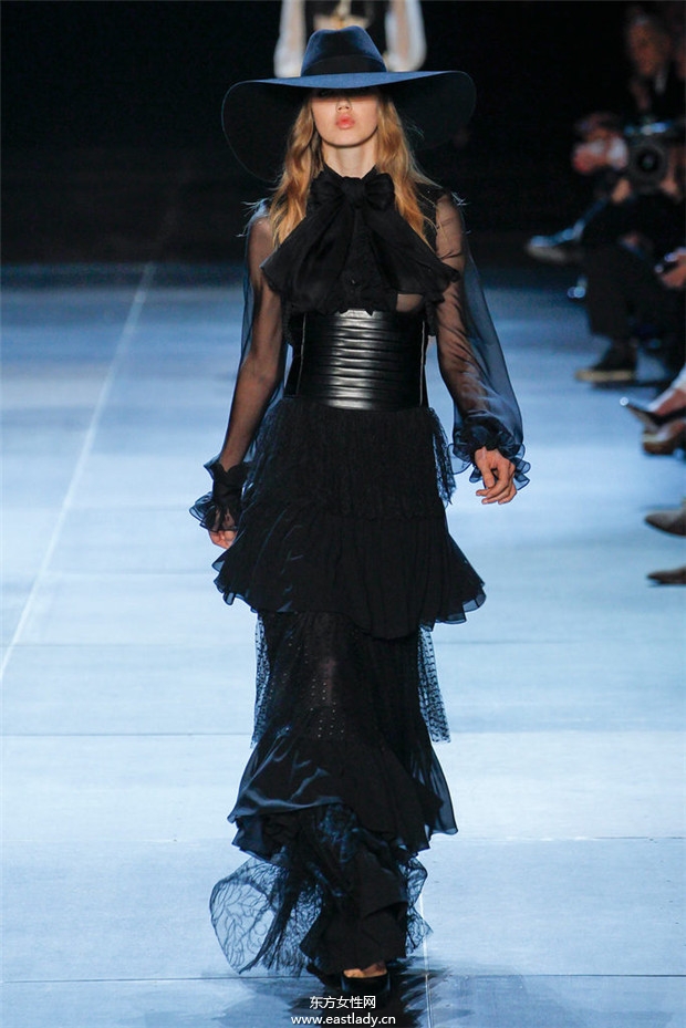 Saint Laurent 2013春夏服裝時(shí)尚大片