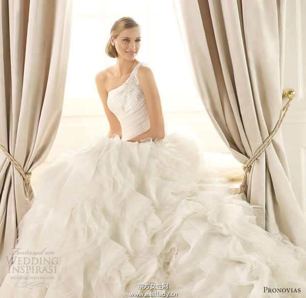 Pronovias 2013秋冬婚紗禮服系列欣賞