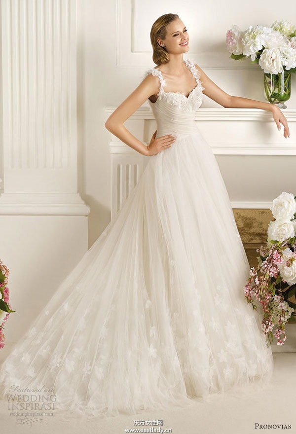 Pronovias 2013秋冬婚紗禮服系列欣賞