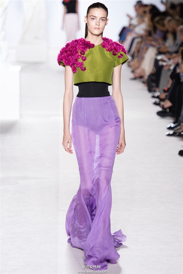 Giambattista Valli 2013秋冬服裝新品發(fā)布
