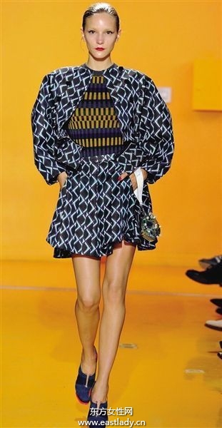 Miuccia Prada2013春夏女裝系列復(fù)古與經(jīng)典并存