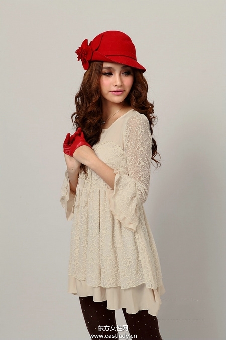 2013最新款蕾絲連衣裙風(fēng)情萬(wàn)種又不失俏皮可愛(ài)