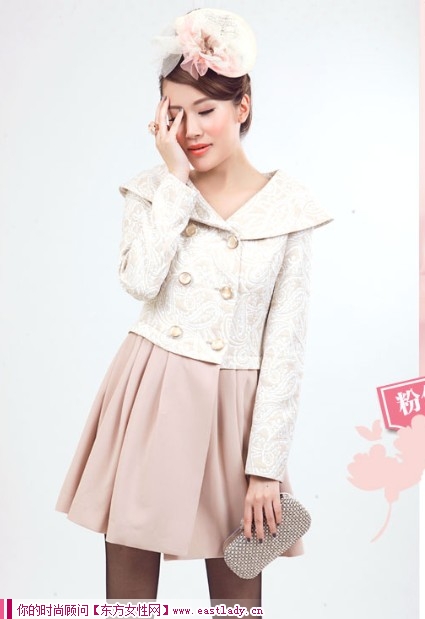 新款女裝雙排扣風衣 讓你如此的與眾不同