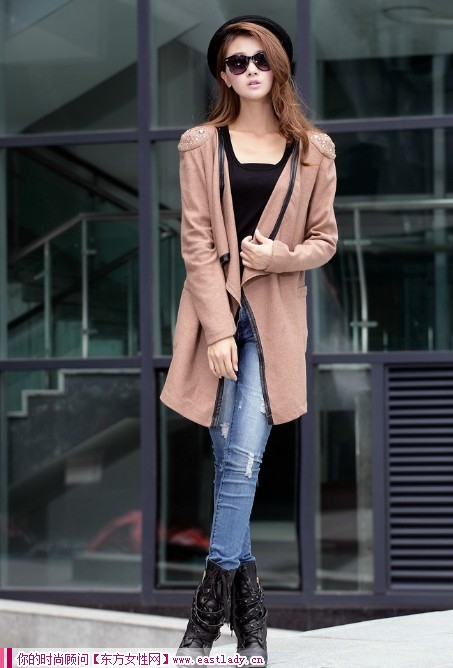 不規(guī)則長款風(fēng)衣外套 歐美大牌街拍的必備品