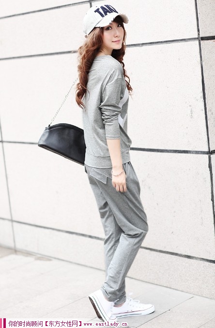 蝙蝠袖衛(wèi)衣套裝 讓你瞬間變身韓劇女主角