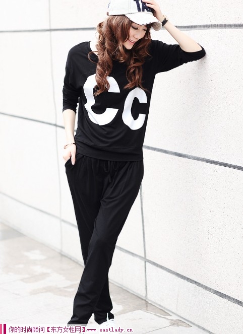 蝙蝠袖衛(wèi)衣套裝 讓你瞬間變身韓劇女主角