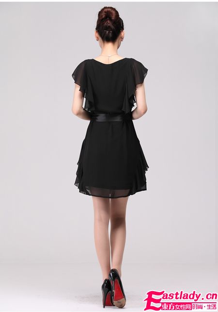 2012新款收腰雪紡連衣裙秀出你的小蠻腰