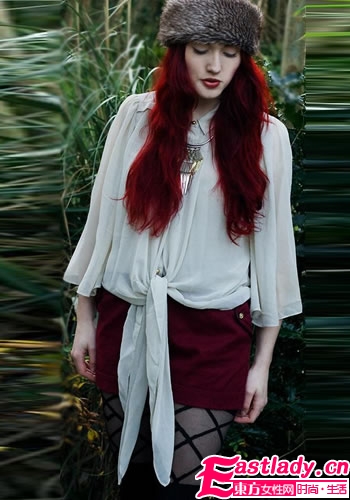 2012春夏時(shí)裝展 簡約白色成流行色